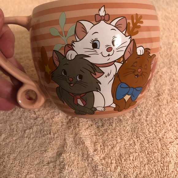 Disney The Aristocats 16oz Mug - Picture 2 of 7